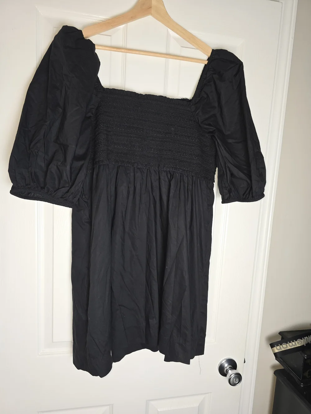 American Eagle Outfitters chic black